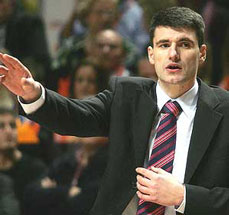 Velimir Perasovic. Entrenador ACB. Tau Vitoria 2006-2007